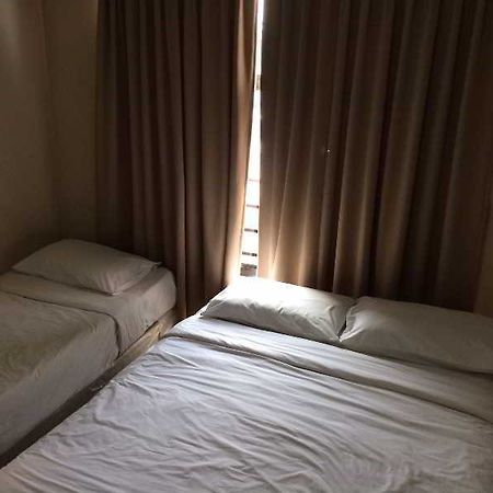 Hotel Zamburger Sg Bakap Kampong Gurun Exterior photo