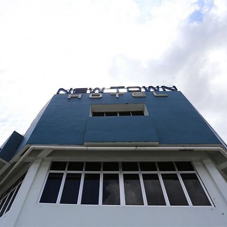 Hotel Zamburger Sg Bakap Kampong Gurun Exterior photo