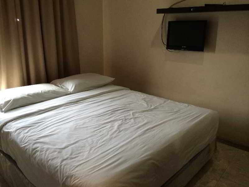 Hotel Zamburger Sg Bakap Kampong Gurun Exterior photo